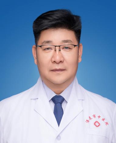 王偉